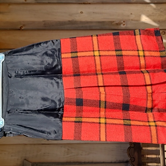 Petti Black Satin Red Plaid Pleated Knee Skirt - Picture 7 of 11